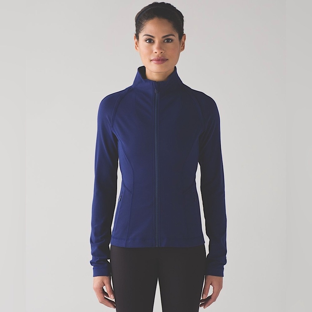 Lululemon Defining Lightly Zip-Up Jacket In Hero Blue. Size 4